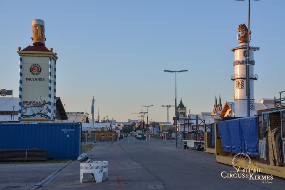 2017 Aufbau Oktoberfest München