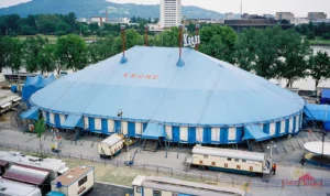 1999 Circus Krone in Linz