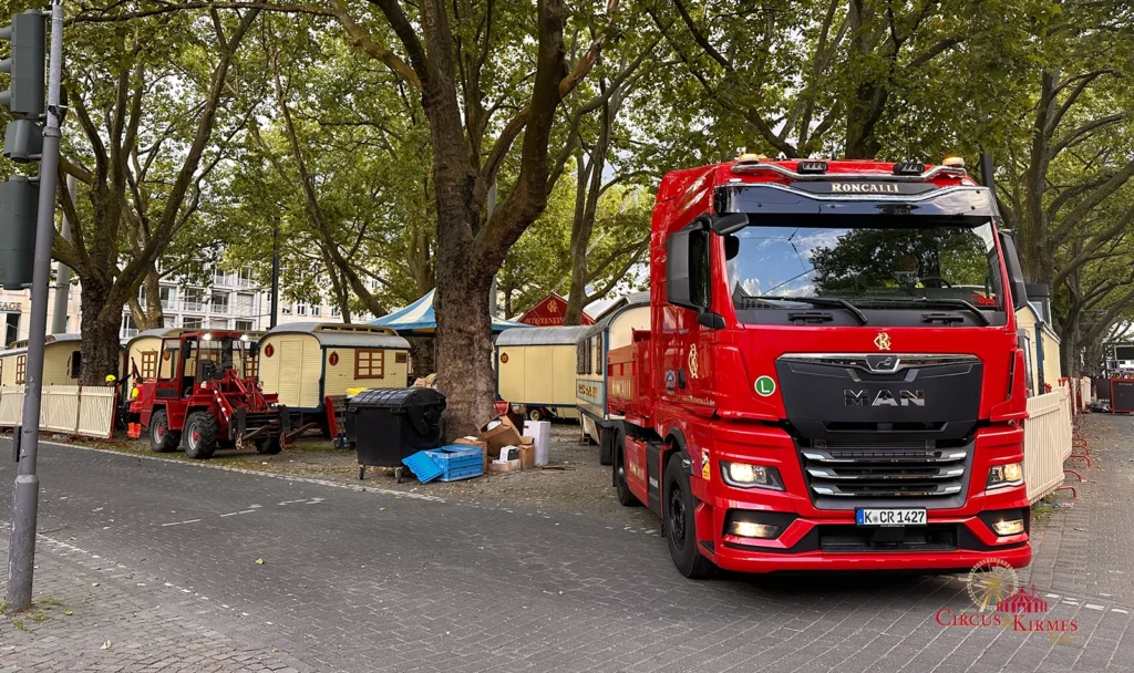Impressionen vom Gastspiel des Circus Theater Roncalli in Köln